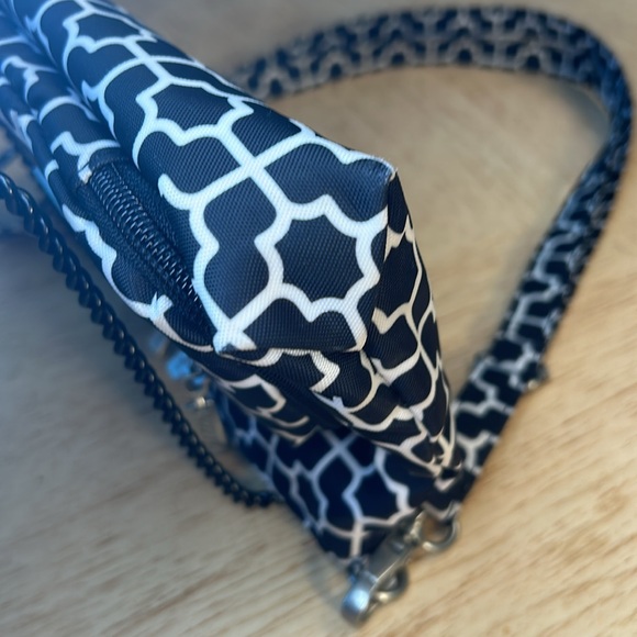 Baggalini Crossbody With Front Wallet - Picture 5 of 12